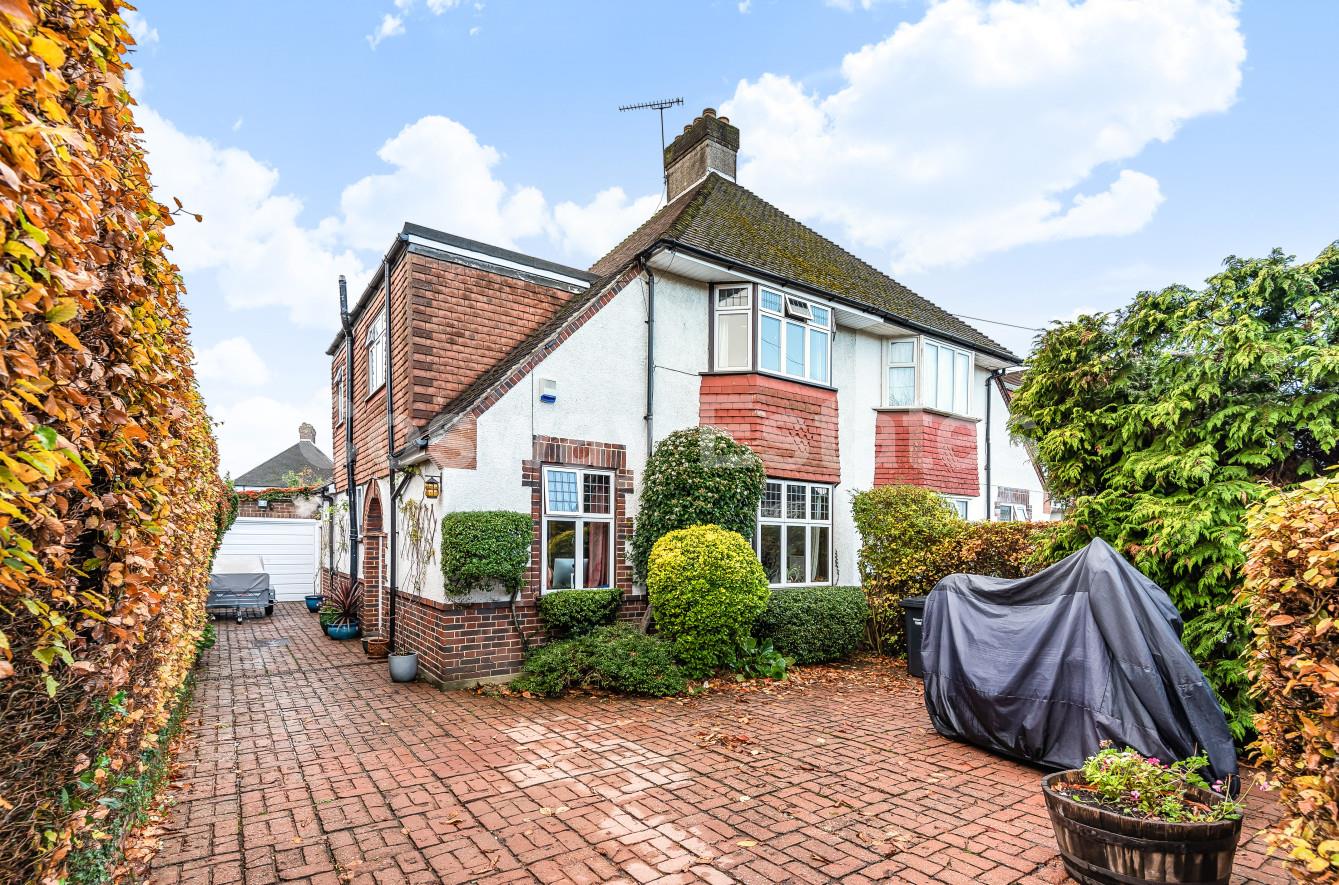 Westfield Road, Mill Hill